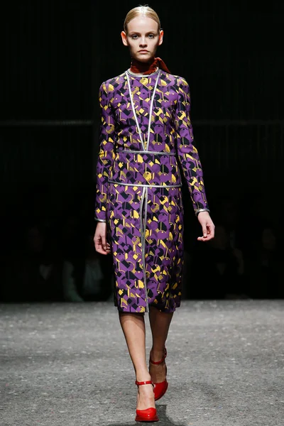 Look 34